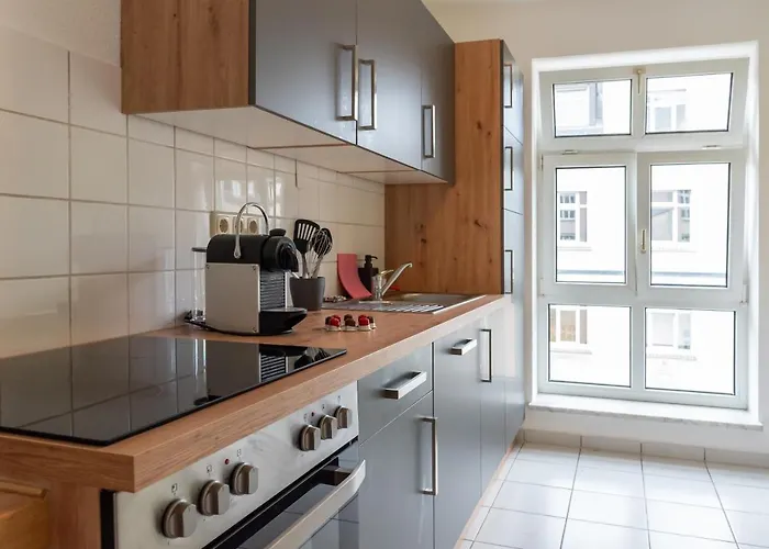 Three / Wifi / Netflix / 3 Getrennte Betten