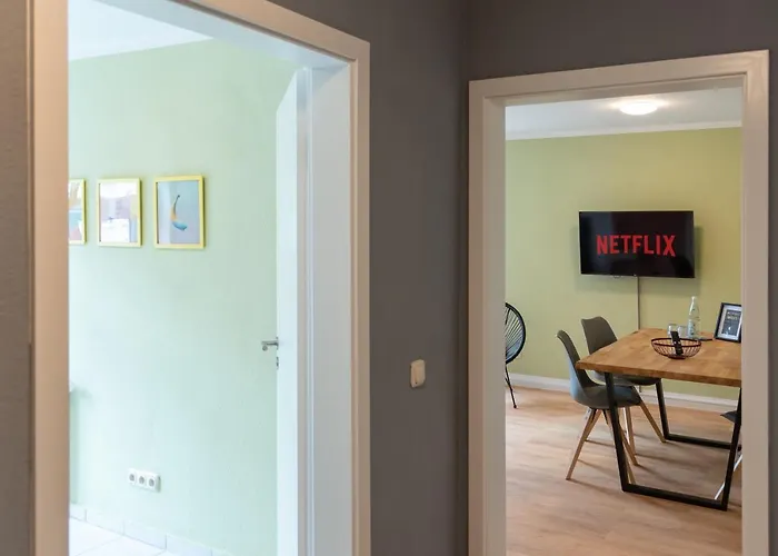 Three / Wifi / Netflix / 3 Getrennte Betten * Chemnitz